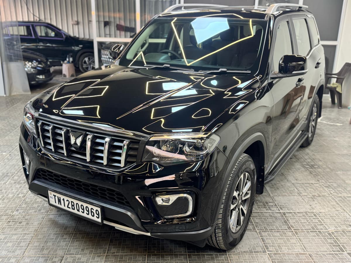 Black Mahindra Scorpio-N with nano graphene coating